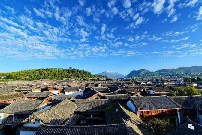 红日星集团精英团队 一 金秋云南之旅